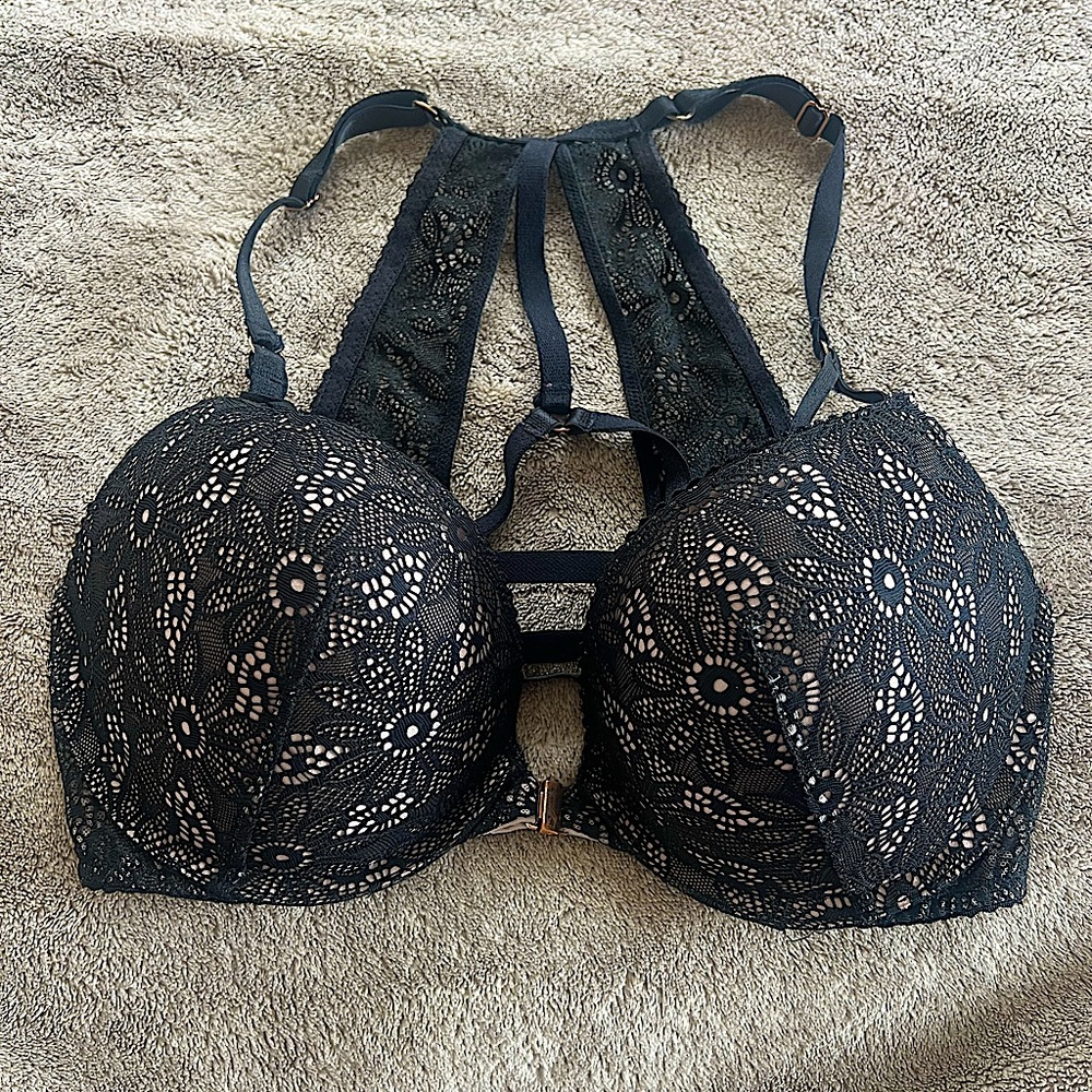 Victoria Secret very sexy bra 32d
